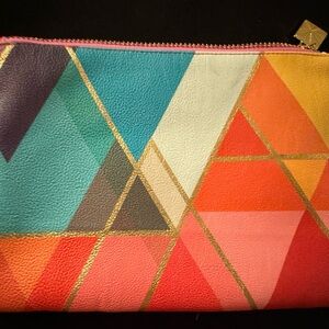 Erin Condren Planny Pouch in Triangle Overlay pattern planner journal student